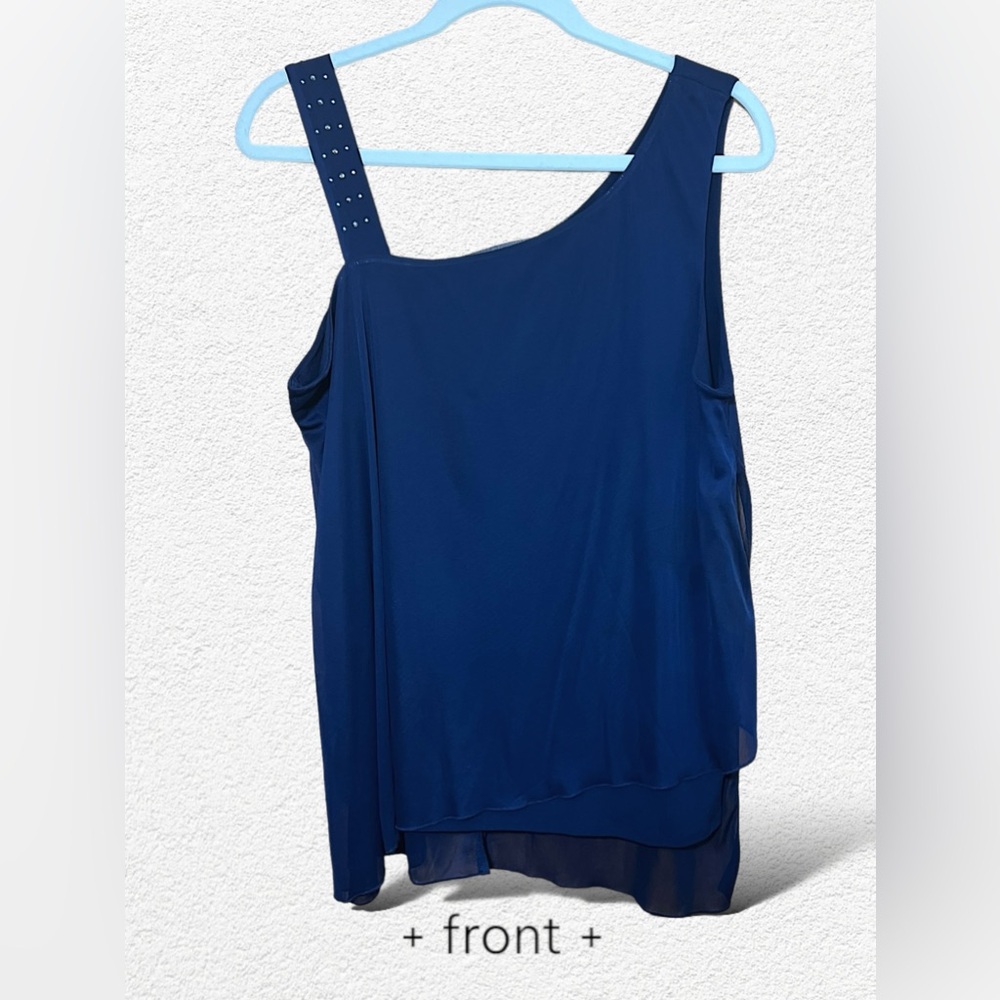 Navy studded sleeveless flowy blouse top NWT
